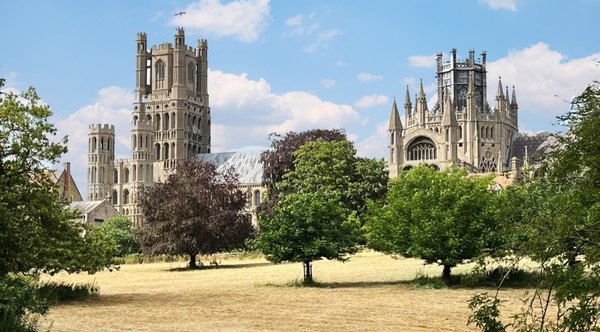 Ely-Cathedral-wine-tastings