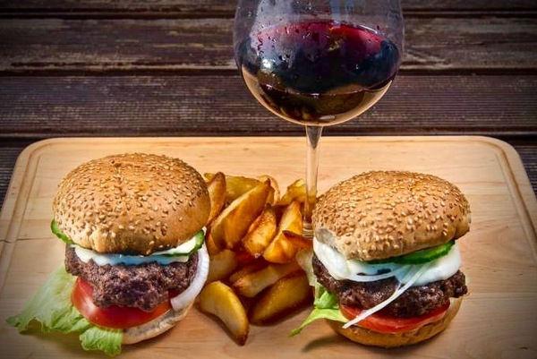 Burgers & Burgundy 