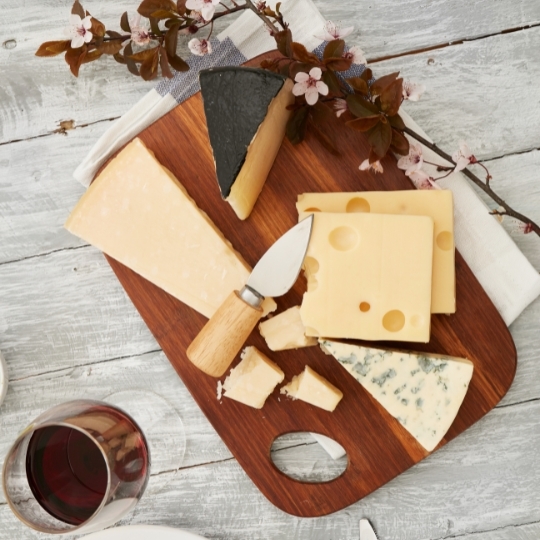 English Cheese and Wine Pairing Experience