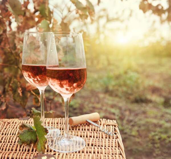 ROSÉ Still & Sparkling Wines