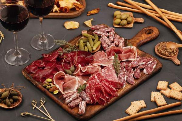 Charcuterie and RED Wine Pairing Workshop