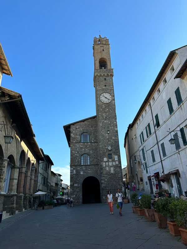 ONLINE TASTING: The Pinnacle of Sangiovese: Brunello di Montalcino with Carlotta Salvini