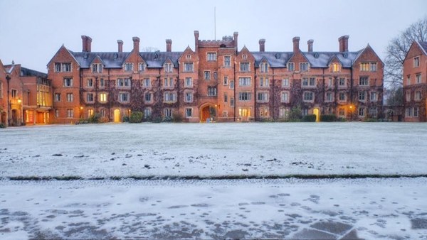 Saturday CHRISTMAS Introduction to Wine at Selwyn College