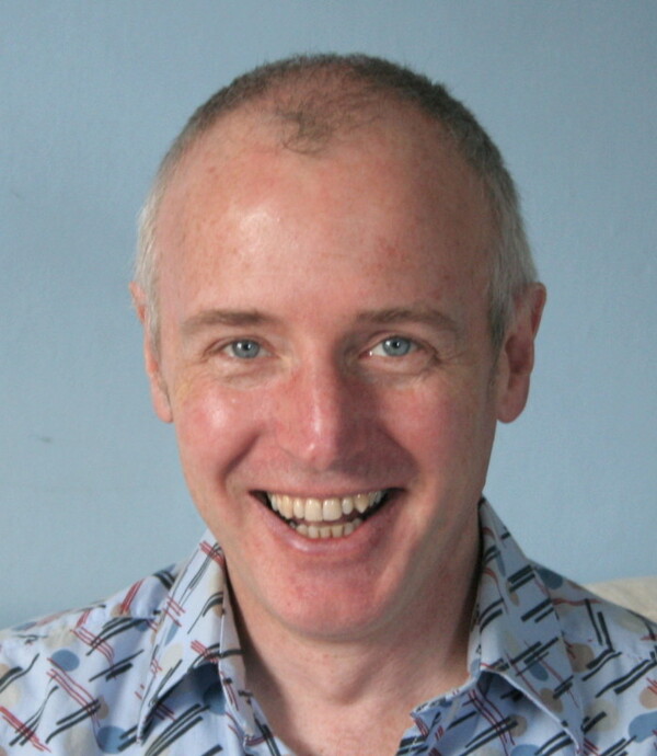 Grape Off: The Local Wine School Edition w/ Simon Manchester LWS  