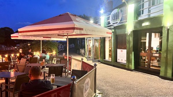 Urban-Fresh-exterior-website